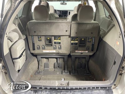 2017 Toyota SIENNA LE 3.5L LE 8 Passenger