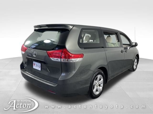 2011 Toyota SIENNA 3.5L Base