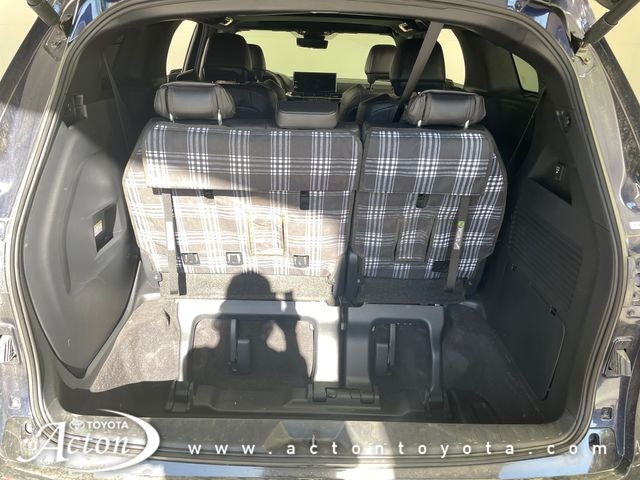 2025 Toyota SIENNA LTD AWD Limited 7 Passenger