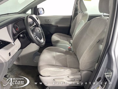 2017 Toyota Sienna L 7 Passenger