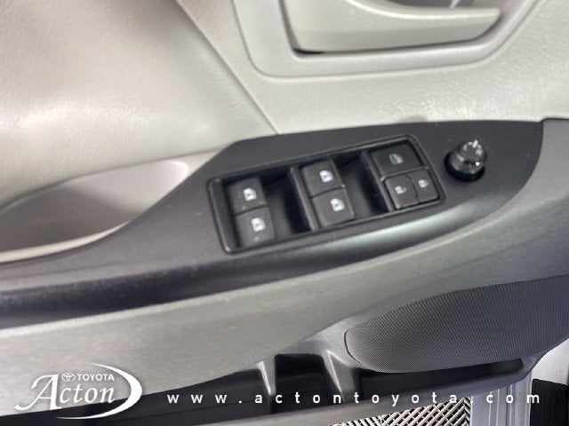 2017 Toyota Sienna L 7 Passenger