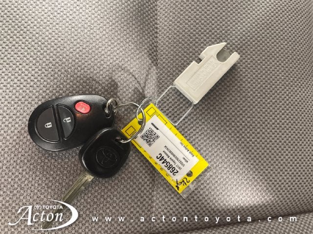 2017 Toyota Sienna L 7 Passenger