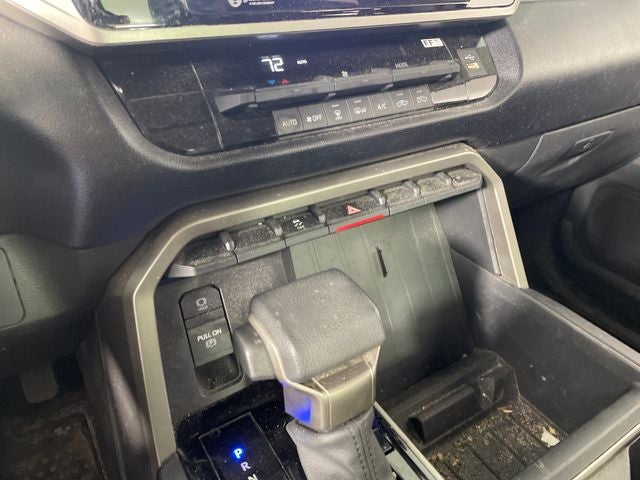 2023 Toyota TUNDRA 4X4 SR5
