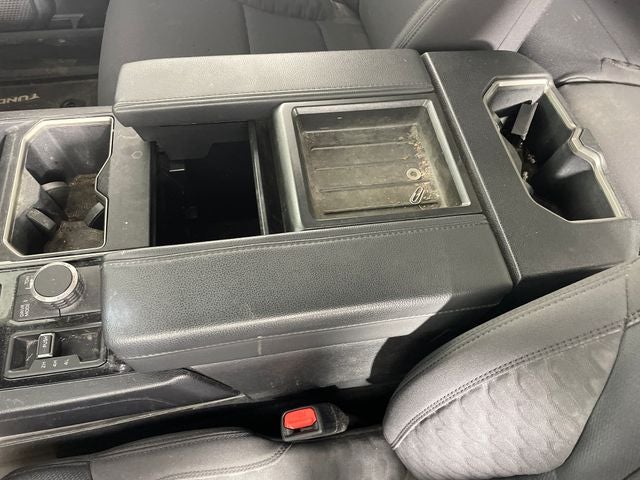 2023 Toyota TUNDRA 4X4 SR5