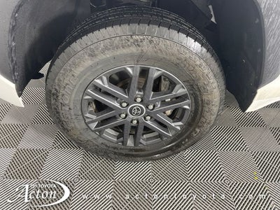 2024 Toyota TUNDRA 4X4 SR5