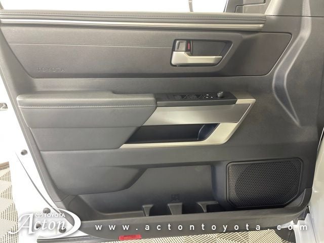 2024 Toyota TUNDRA 4X4 SR5