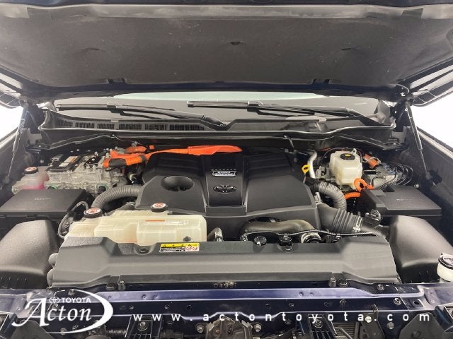2022 Toyota Tundra i-FORCE MAX Platinum