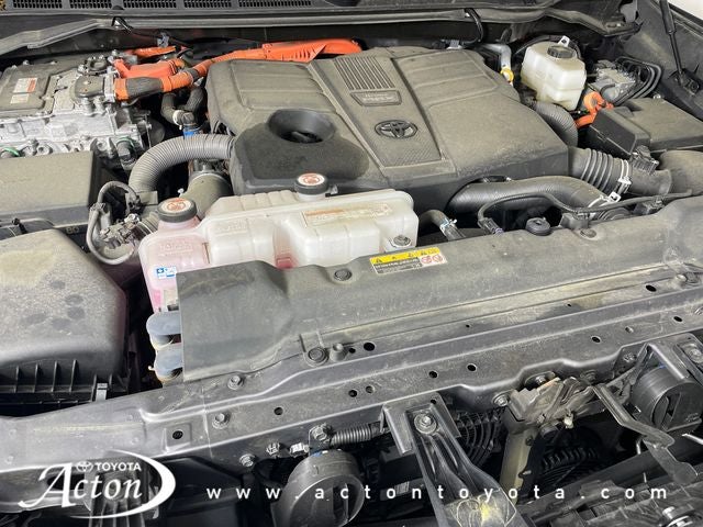 2024 Toyota Tundra i-FORCE MAX Platinum