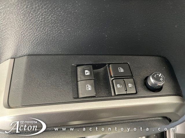 2017 Toyota TACOMA SR5 SR5 V6