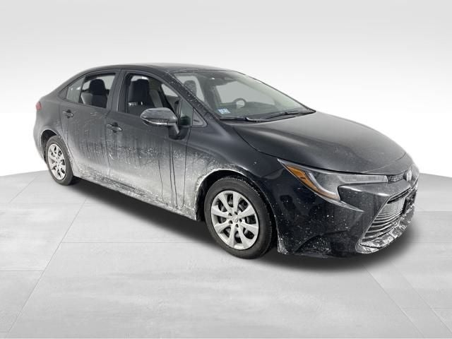 Used 2024 Toyota Corolla LE with VIN 5YFB4MDE8RP080709 for sale in Northfield, Minnesota
