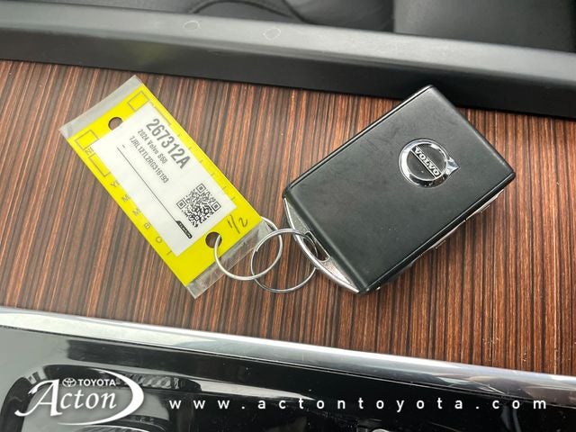 2024 Volvo S60 B5 Plus Dark Theme