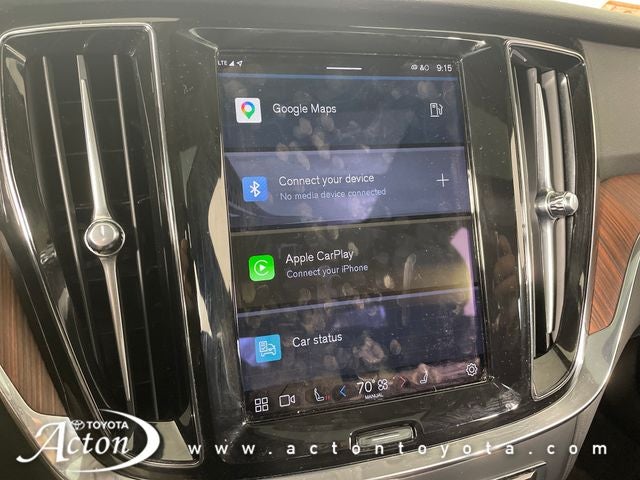 2024 Volvo S60 B5 Plus Dark Theme