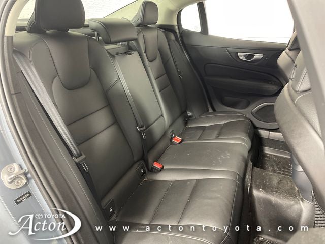 2024 Volvo S60 B5 Plus Dark Theme