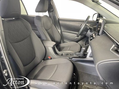 2024 Toyota Corolla Cross LE