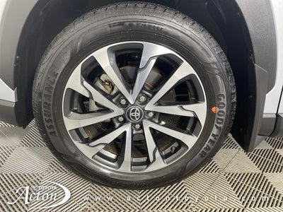 2024 Toyota Corolla Cross XLE