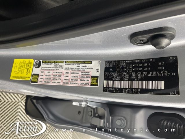 2024 Toyota Corolla Cross XLE