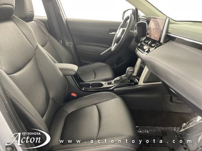 2024 Toyota Corolla Cross XLE