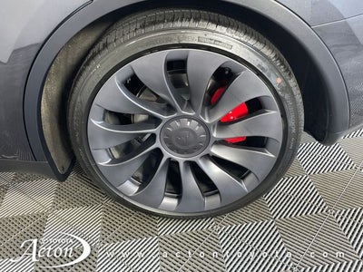 2025 Tesla Model Y Performance