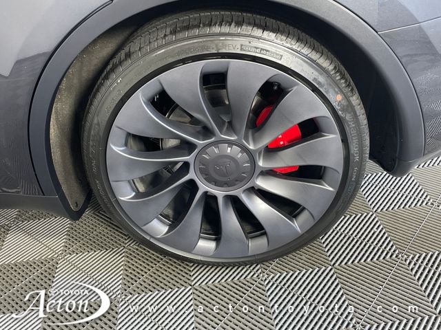 2025 Tesla Model Y Performance