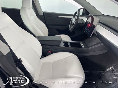 2025 Tesla Model Y Performance