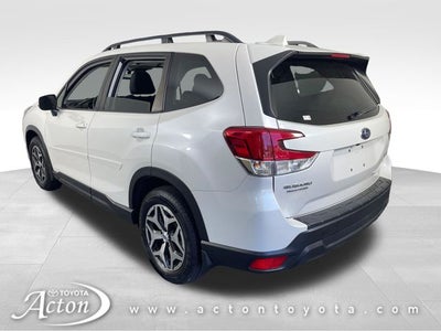 2022 Subaru Forester Premium