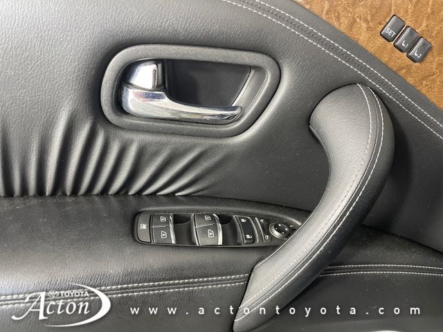 2016 INFINITI QX80 Base