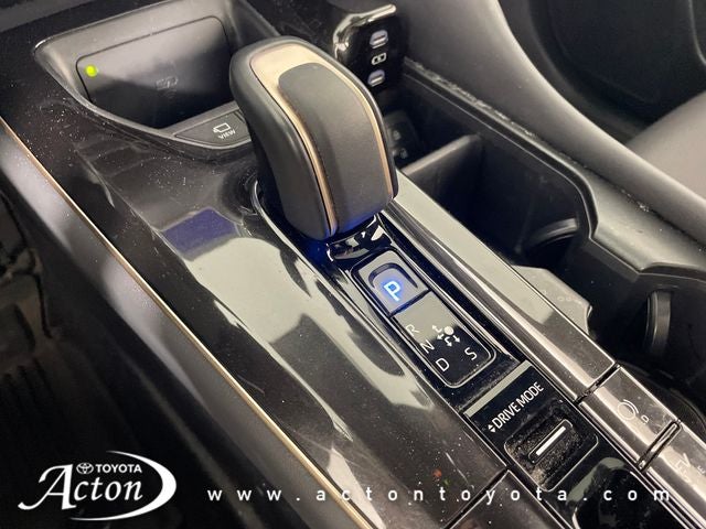 2025 Toyota Toyota Crown Signia Limited