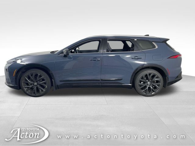2025 Toyota Toyota Crown Signia Limited