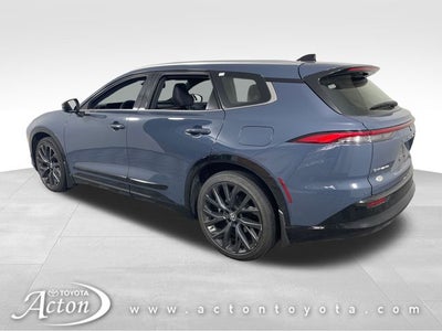 2025 Toyota Toyota Crown Signia Limited