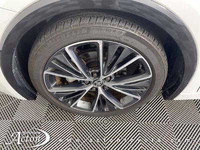 2023 Toyota PRIUS XLE