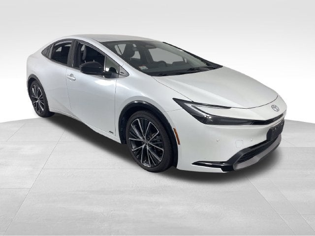 2023 Toyota PRIUS XLE