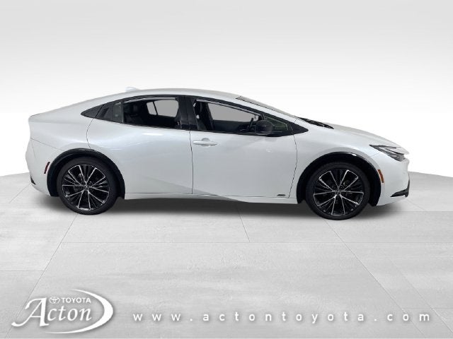 2023 Toyota PRIUS XLE