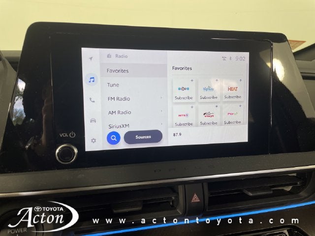 2023 Toyota PRIUS XLE