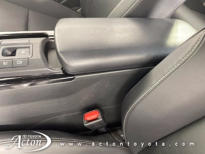 2023 Toyota PRIUS XLE