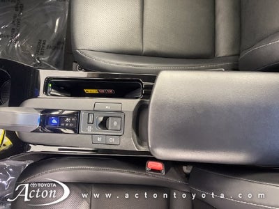 2023 Toyota PRIUS XLE