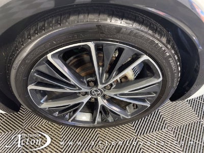 2023 Toyota PRIUS XLE