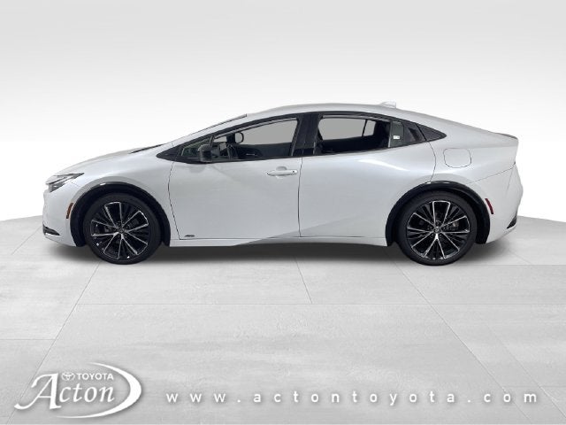 2023 Toyota PRIUS XLE