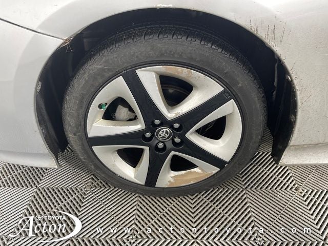 2016 Toyota PRIUS Three