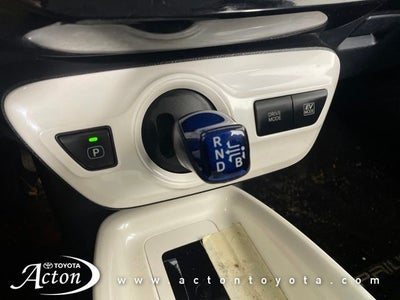 2016 Toyota PRIUS Three