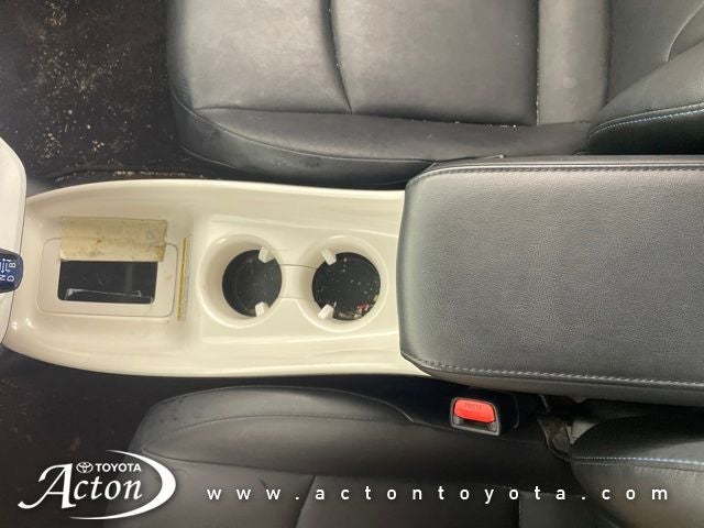 2016 Toyota PRIUS Three