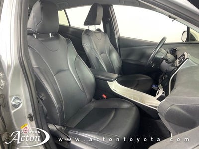 2016 Toyota PRIUS Three