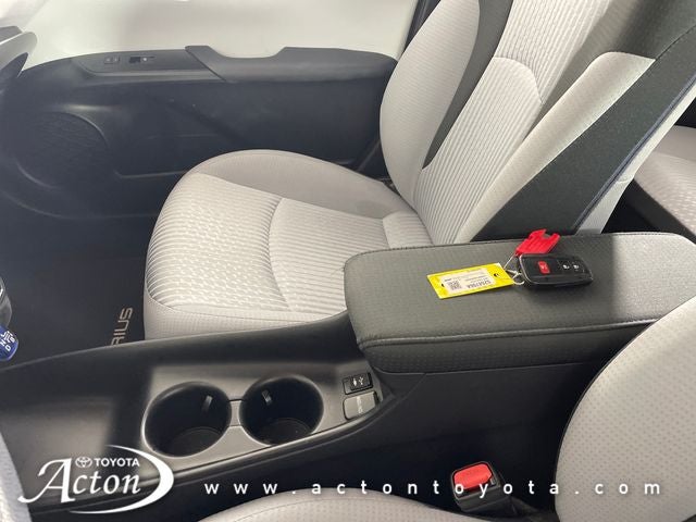 2016 Toyota Prius Two