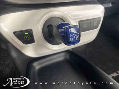 2017 Toyota PRIUS Two