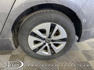 2017 Toyota PRIUS Two