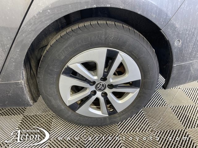 2017 Toyota PRIUS Two