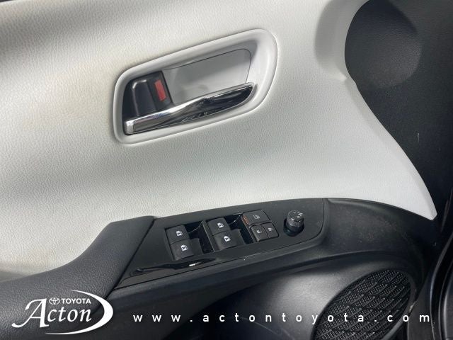 2017 Toyota PRIUS Two