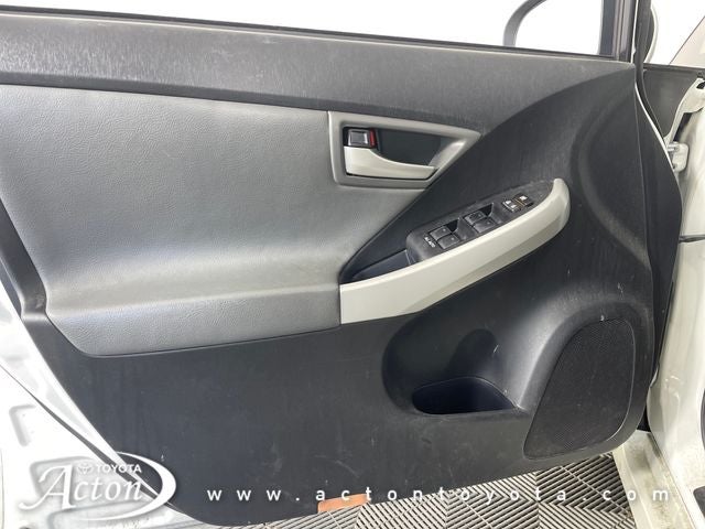2013 Toyota PRIUS Plug-in Base