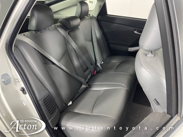 2013 Toyota PRIUS Plug-in Base