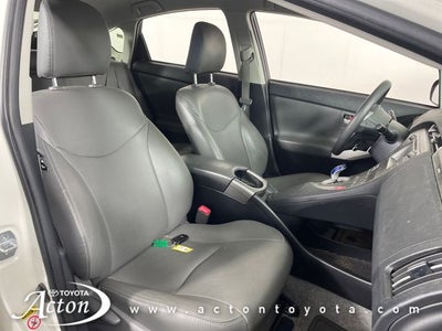 2013 Toyota PRIUS Plug-in Base