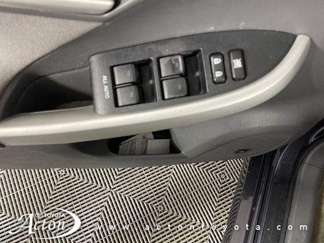 2011 Toyota PRIUS Three